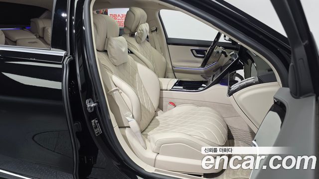 Mercedes-Benz S-Class 2021 — photo 16