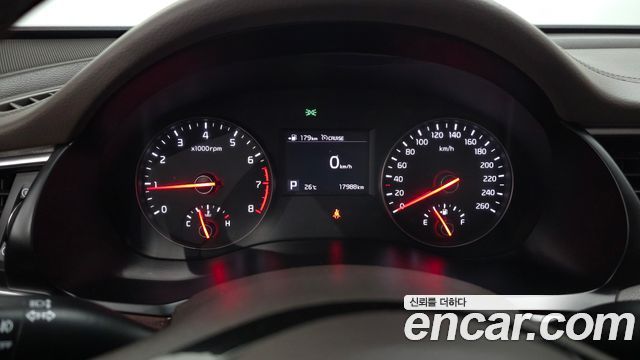 Kia K7 2016 — photo 11