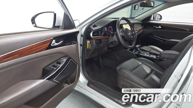 Kia K7 2016 — photo 13