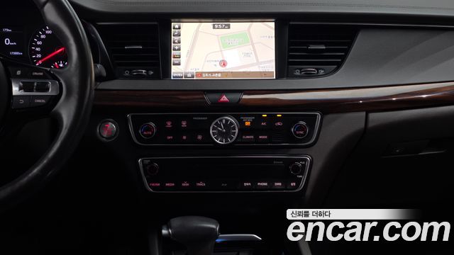 Kia K7 2016 — photo 19