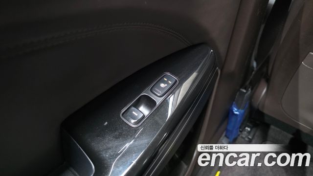 Kia K7 2016 — photo 25