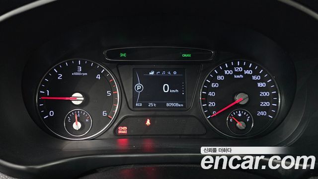 Kia Sorento 2017 — photo 11
