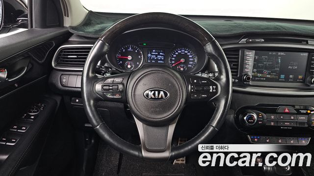 Kia Sorento 2017 — photo 19