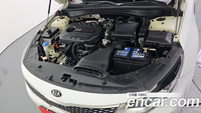 Kia K5 2017 — photo 6