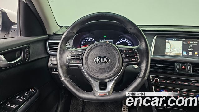 Kia K5 2017 — photo 13