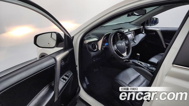Toyota RAV4 2014 — photo 10