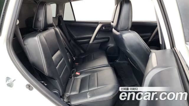 Toyota RAV4 2014 — photo 12