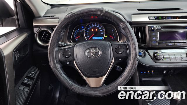 Toyota RAV4 2014 — photo 13