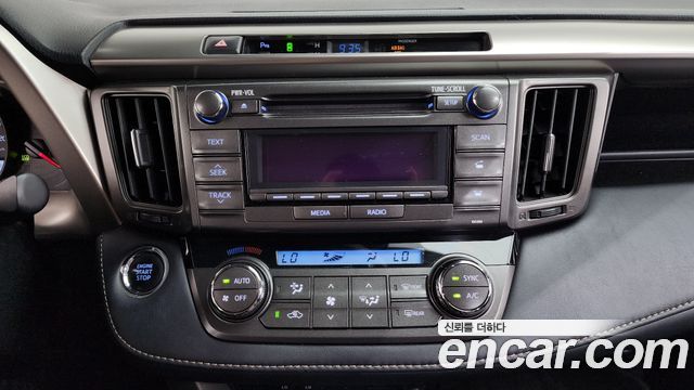 Toyota RAV4 2014 — photo 14