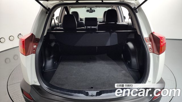 Toyota RAV4 2014 — photo 20