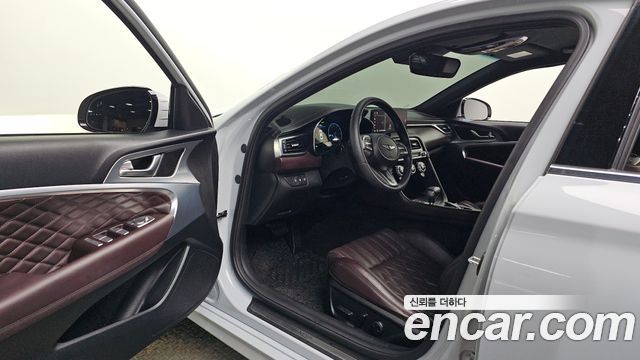 Genesis G70 2022 — photo 13