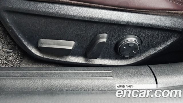 Genesis G70 2022 — photo 29
