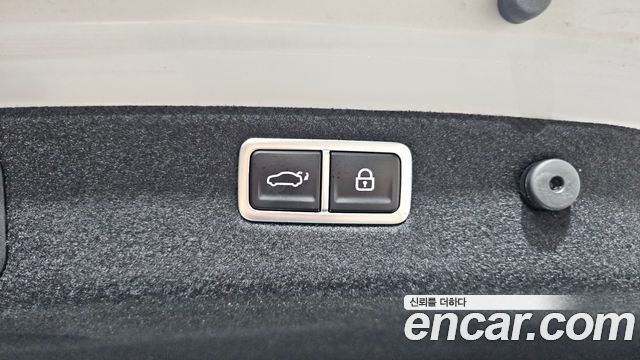 Genesis G70 2022 — photo 30