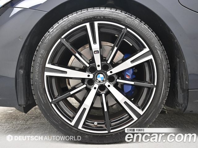 BMW 5-Series 2025 — photo 5
