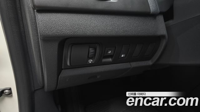 Renault Korea SM3 2012 — photo 17
