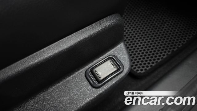 Renault Korea SM3 2012 — photo 19