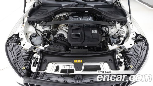 Mercedes-Benz GLC-Class 2025 — photo 6
