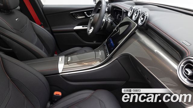 Mercedes-Benz GLC-Class 2025 — photo 9