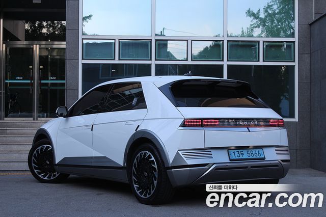 Hyundai Ioniq5 2022 — photo 5