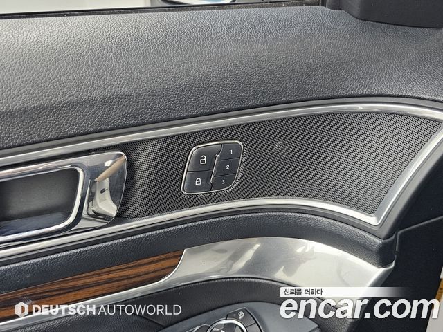 Ford Explorer 2016 — photo 15