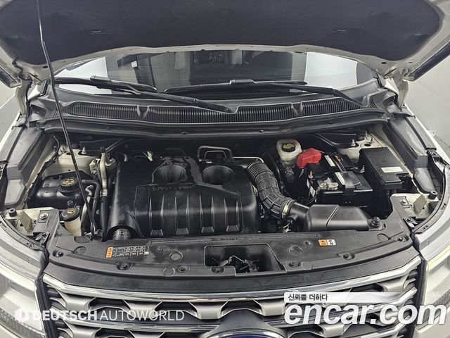 Ford Explorer 2016 — photo 18