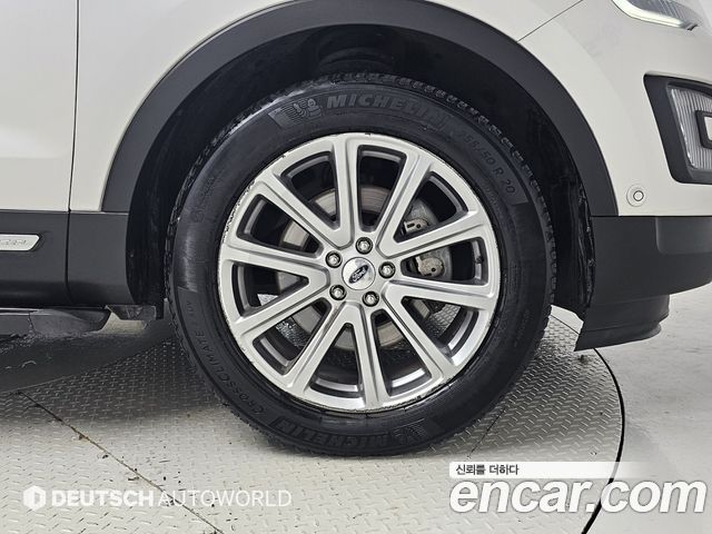 Ford Explorer 2016 — photo 20