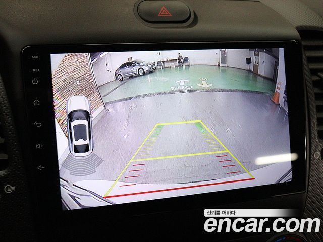 Kia K3 2016 — photo 13