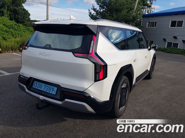 Kia EV9 2024 — photo 2