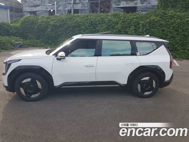 Kia EV9 2024 — photo 5