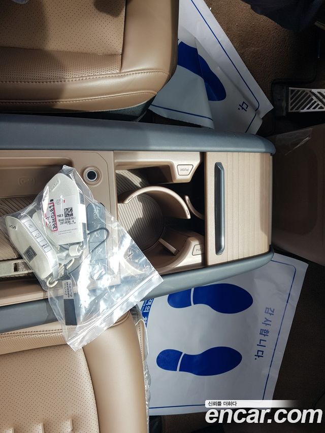 Kia EV9 2024 — photo 15