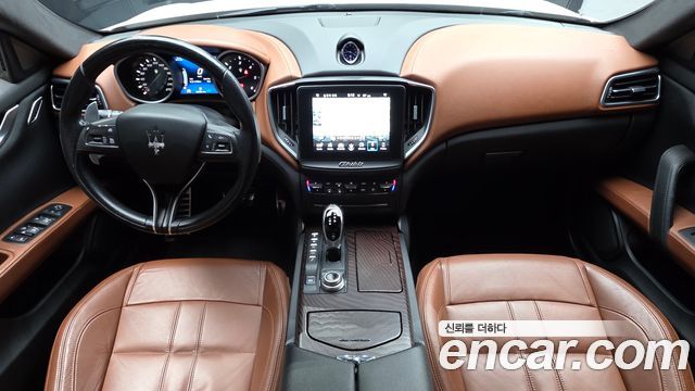 Maserati Ghibli 2018 — photo 10