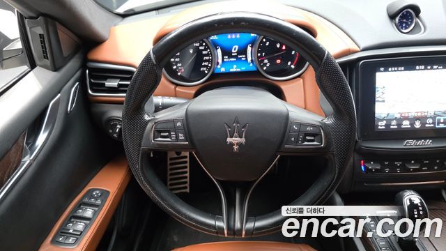 Maserati Ghibli 2018 — photo 19
