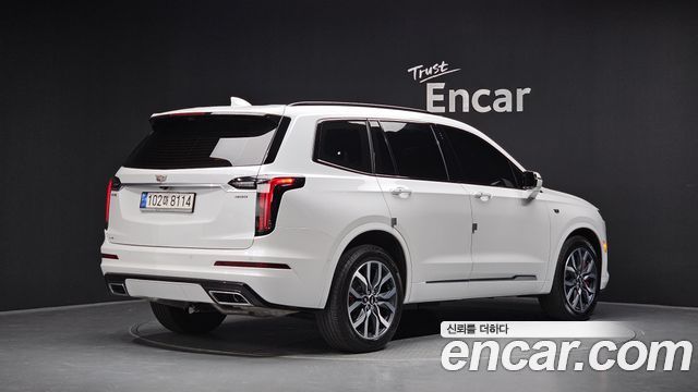 Cadillac XT6 2023 — photo 2