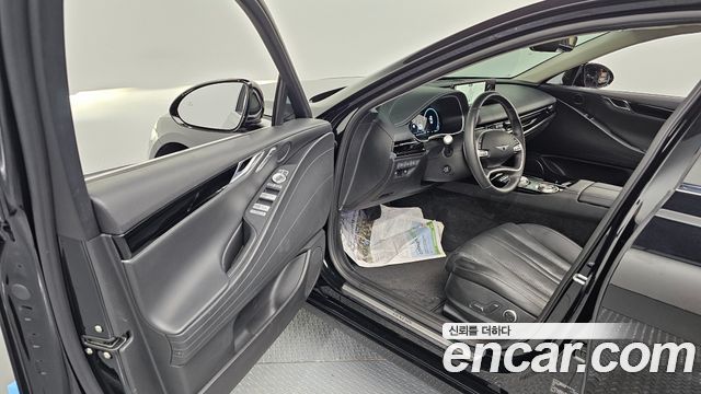 Genesis G80 2023 — photo 10