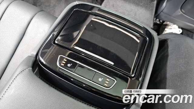 Genesis G80 2023 — photo 18