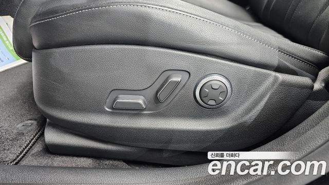 Genesis G80 2023 — photo 19