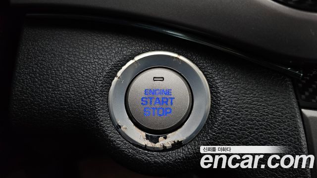 Hyundai AVANTE 2018 — photo 28