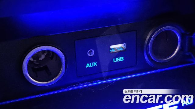 Hyundai AVANTE 2018 — photo 29