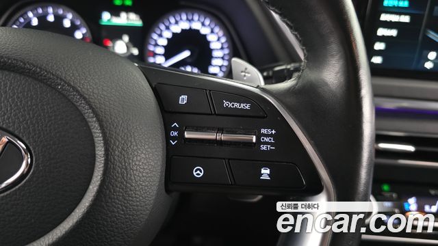 Hyundai Sonata 2022 — photo 17