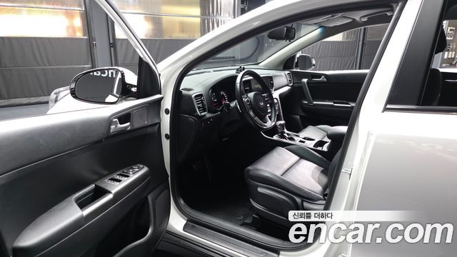 Kia Sportage 2022 — photo 13