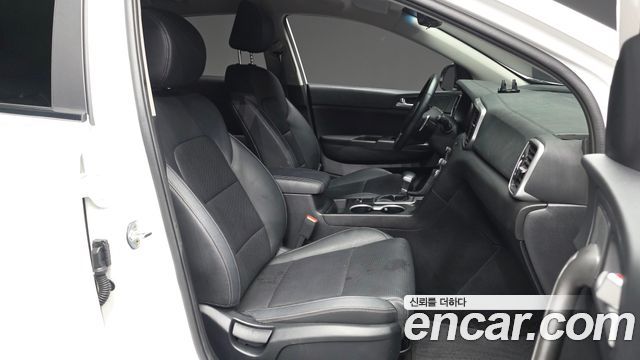 Kia Sportage 2022 — photo 17