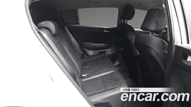 Kia Sportage 2022 — photo 18