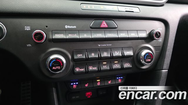 Kia Sportage 2022 — photo 23