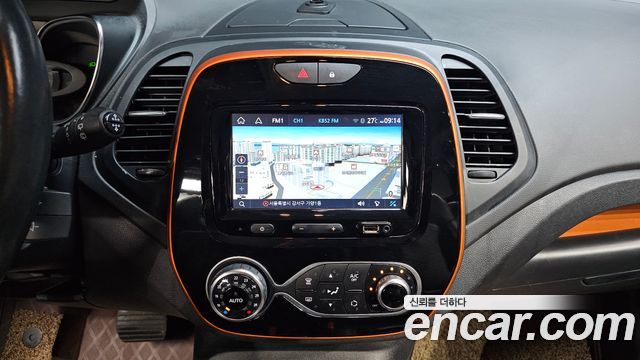 Renault Korea QM3 2018 — photo 14