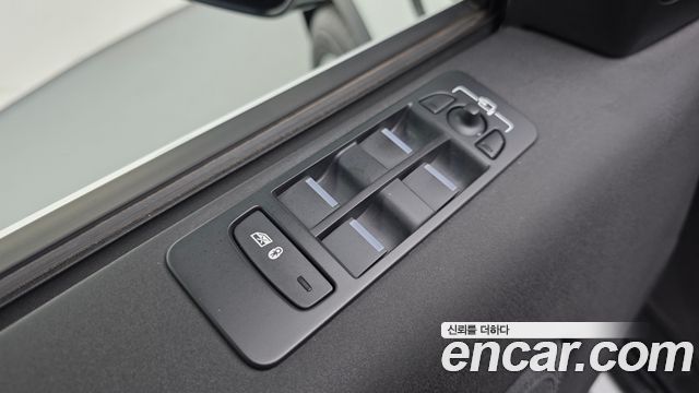Land Rover Discovery Sport 2020 — photo 13