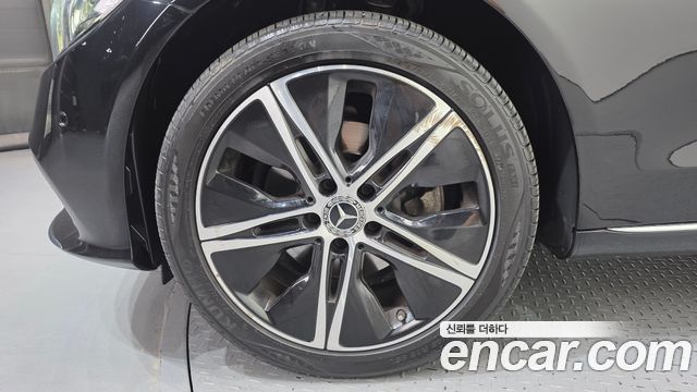 Mercedes-Benz C-Class 2019 — photo 5