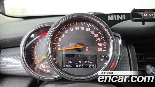Mini Cooper 2019 — photo 11