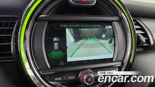 Mini Cooper 2019 — photo 20