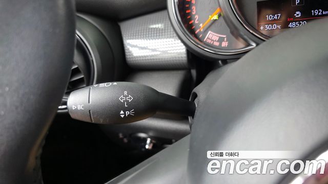 Mini Cooper 2019 — photo 24