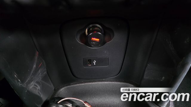Mini Cooper 2019 — photo 28